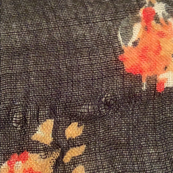 Scarf from American Eagle - Picture 3 of 3